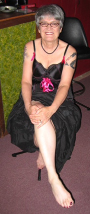 70.jpg (43243 bytes)